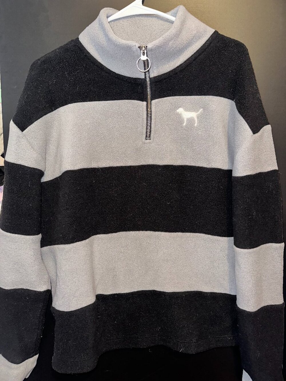 Size Medium Oversized Pink Brand Quarter Zip Black & Grey color